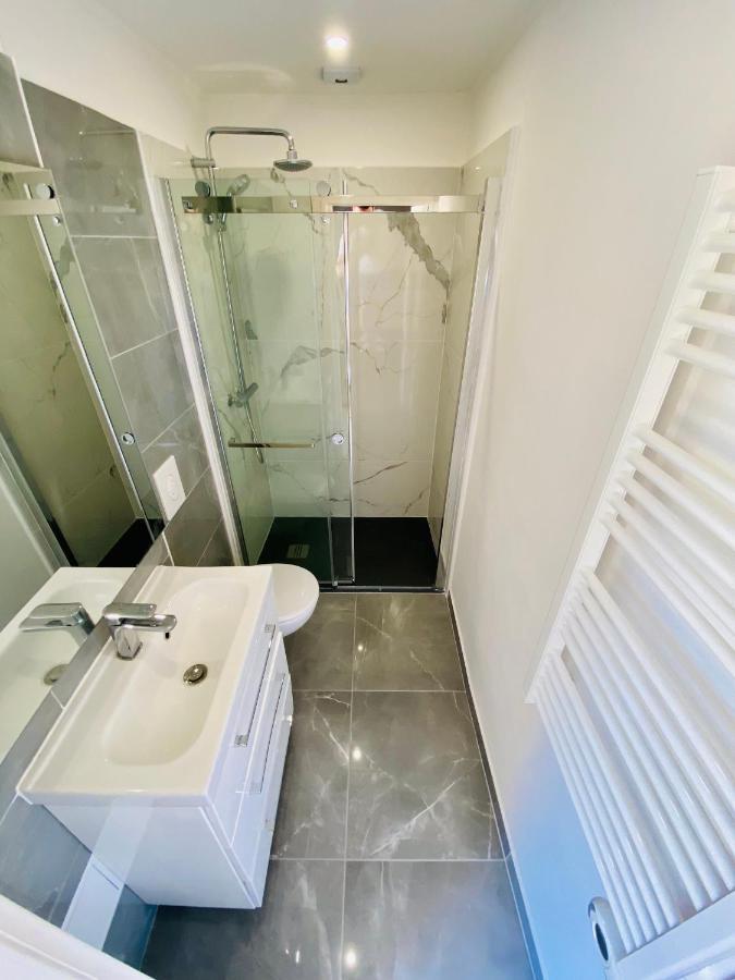 Lovely Apartment Heart Of Golden Square Fiber Wifi ニース エクステリア 写真