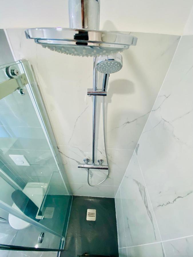 Lovely Apartment Heart Of Golden Square Fiber Wifi ニース エクステリア 写真